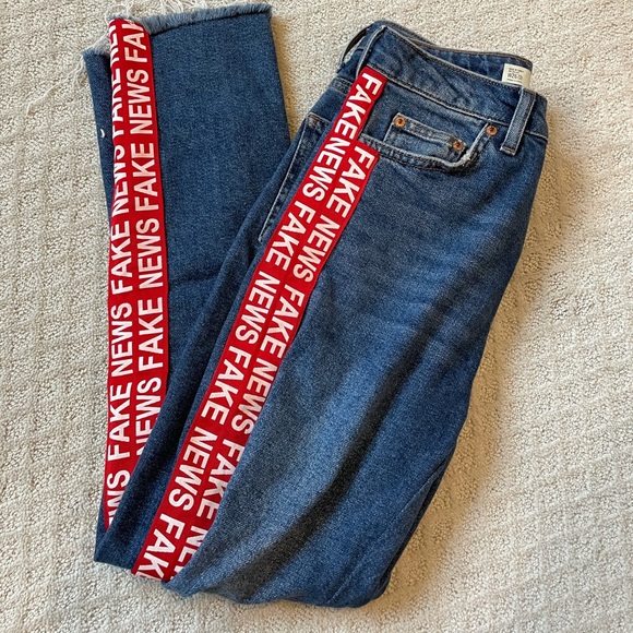 Topshop Fake News Jeans 26 - Picture 3 of 4